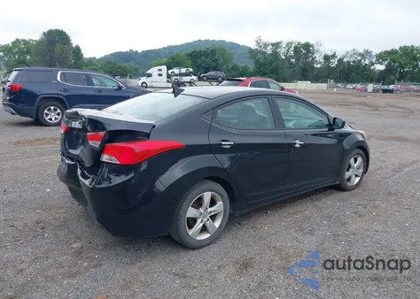 2013 Hyundai Elantra Gls/Limited from USA, damaged, VIN 5NPDH4AE6DH333355